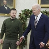 Zelenski zna kako odjećom prenijeti poruku: Na sastanku s Bidenom ponovo u vojnoj kombinaciji