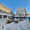 U toku postavljanje bine ispred Vječne vatre za doček Nove godine u Sarajevu
