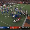 NFL zvijezda se srušila na utakmici, u kritičnom stanju prebačen u bolnicu