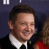 Glumac Jeremy Renner operisan, ali je i dalje u teškom stanju