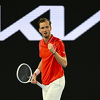 Medvedev i Tsitsipas se rutinski plasirali u drugo kolo Australian Opena