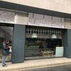 Uklonjen je i McDonald'sov znak u centru Sarajeva, posljednji podsjetnik da je tu nekad bio restoran