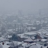 Sarajevo se jutros probudilo pod snježnim prekrivačem: Prvi ovogodišnji snijeg zabijelio ulice
