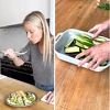 Gwyneth Paltrow podijelila recept za detoks salatu pa neočekivano dobila lavinu kritika