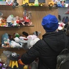 Igračke i odjeća za naše oboljele sugrađane na prvom ovogodišnjem humanitarnom bazaru