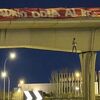 Nezapamćena sramota u Madridu: Navijači Atletica objesili lutku s imenom igrača Reala