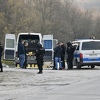 Bijeljina: Pucali iz automatske puške pa bježeći od policije odbacili drogu