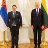 Srbijanski ambasador u Poljskoj zbog svog sakoa postao zvijezda društvenih mreža