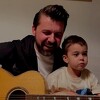 Amel Ćurić sa sinom uz pjesmu Kemala Montena čestitao Dan žena