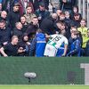 Nezapamćeno divljaštvo: Huligan brutalno bokserom udario igrača svog tima, nogometni svijet u šoku