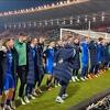 Povrijeđeni Džeko na urnebesan način proslavio pobjedu s navijačima i saigračima