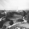 Fotografija Ilidže iz 1900. godine: Željeznička stanica, škola i kameni most