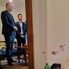 Bećirović posjetio porodicu napadnutih povratnika kod Višegrada, objavljene fotografije krvavih zidova