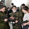 Veliki povratak "vojno-patriotske" obuke u ruske škole: Kalašnjikovi i u vrtićima