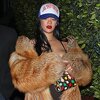 Rihanna ponovo privlači pažnju trudničkim stilom: Bunda u kombinaciji s otvorenim sandalama