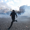 Nasilni protesti u Francuskoj kroz fotografije: Sukobi, paljevine i povrijeđeni policajci