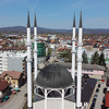 Hamzi-begova džamija u Sanskom Mostu nikad ljepša i punija omladine