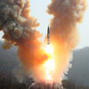 Lansiranje rakete iz Sjeverne Koreje izazvalo paniku u Japanu, građani krenuli ka skloništima