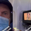 Muškarac u avionu gledao "The Office", nije primijetio da zvijezda serije sjedi kraj njega