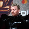 Sam Smith ponovo na meti kritika: Sotonistički performans s fetiš opremom dok su djeca u publici