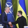 Stoltenberg u Kijevu poručio: Ukrajina zaslužuje biti dio NATO-a