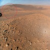 NASA-in helikopter Ingenuity fotografisao rover Perseverance na Marsu