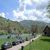 Roštilj i zabava: Goraždani Prvi maj proslavili na izletištu Sadba uz Drinu