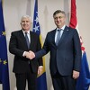 Plenković stigao kod Čovića, dočekao ga crveni tepih