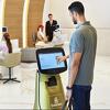 Sara je prvi robot za check-in koji upoređuje lica putnika i fotografije u pasošima