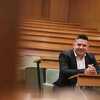 Uzunović nije siguran da li će tužilaštvu otkriti ko mu je nudio milione da ne glasa za vladu