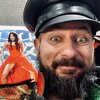 Let 3 drži Severininu fotografiju u garderobi, ona poručila: Voli ih ova mala u crvenoj haljini