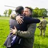 Premijer Britanije zagrlio Zelenskog čim je izašao iz helikoptera, uporedio ga i sa Churchillom