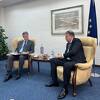 Nikšić s britanskim ambasadorom: Rekao sam mu da su pred nama teške odluke i bit ćemo na udaru