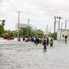 Zbog poplava u Somaliji 245.000 ljudi moralo napustiti domove, jedan grad potopljen