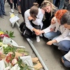 Kolege i prijatelji ubijene doktorice se pridružili okupljanju u Sarajevu: Muk, suze i bol