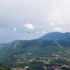 Pogledajte snimke Američke ambasade sa današnjeg prelijetanja bombardera iznad Sarajeva