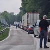 Blokada saobraćaja na putu Tuzla - Sarajevo: Teška nesreća, ima povrijeđenih