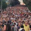 Završen peti protest u Beogradu: Poruke za Vučića ispred Predsjedništva, već zakazan novi skup