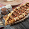 Napravite ga u različitim varijantama: Pide - turski specijalitet koji podsjeća na pizzu