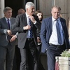 Završen sastanak Trojke, HDZ-a i Sattlera: Izignorisali novinare, sjeli u skupe limuzine i otišli
