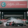 Alfa Romeo slavi 113. rođendan, F1 bolid "zapalio" gume u fabrici pa izašao na autoput
