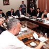 Objavljene fotografije sa sastanka u Konjicu, teme vruće, sala pretijesna