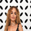 Rita Ora "pršti" od seksepila: Na ljetnoj zabavi pojavila se u providnoj mrežastoj haljini