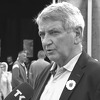 Preminuo Mujo Hadžiomerović, direktor Instituta za nestale osobe