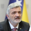Mandić poručio Bečareviću: Bojim se da slijedite ideologiju Skake i "borbe protiv antifašizma"