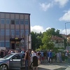 U Kaknju je prije dva dana zbog kriminala uhapšeno 16 policajaca, građani jutros zbog toga protestuju