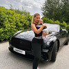 Marijana Ahmedhodžić pozirala sa sinom uz skupocjeni Bentley, Anel poručio: Moje tri bebe