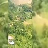 Anes iz Goražda snimio zmiju dugačku nekoliko metara kako se uvija na žicama dalekovoda