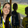 U bojama Fenera Amra sa sinom i kćerkom bodri Edina Džeku na njegovoj prvoj utakmici u Istanbulu