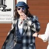 Johnny Depp snimljen kako hoda uz pomoć štapa, stigao na koncert koji je pomjerio zbog ozljede